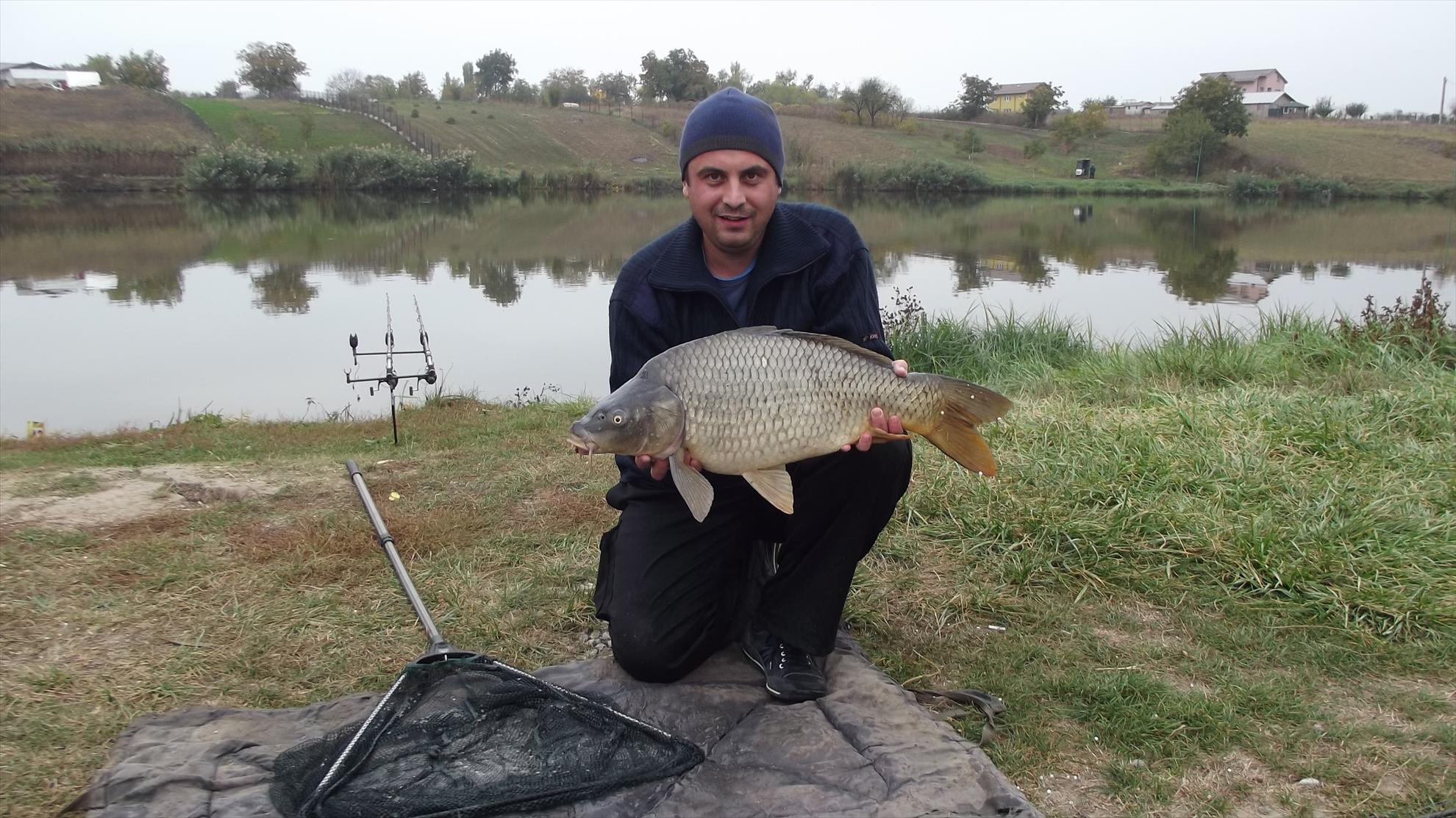 pescuit M.Vlasiei  2012 - dscf0245.JPG